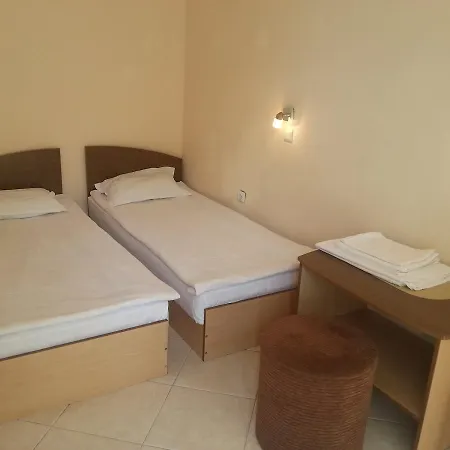 Lägenhet Kamelia Garden Studio Nova Slăntjev Brjag